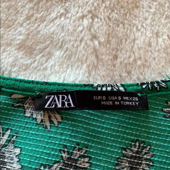 Green floral print Zara dress. Size Small. - Picture 2 of 3